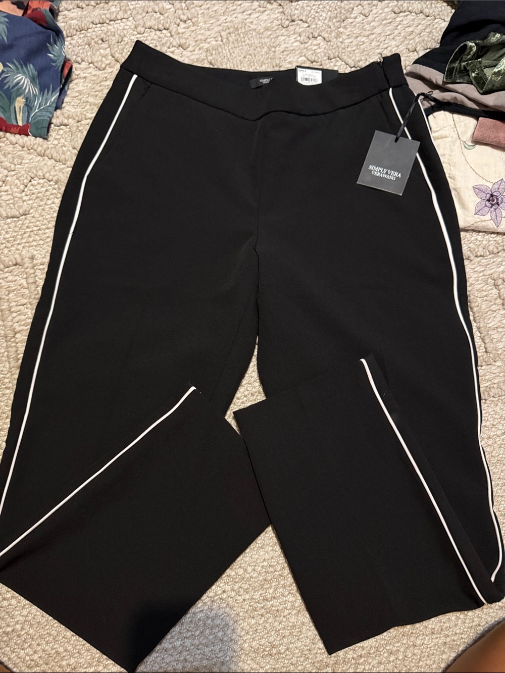 Simply Vera Vera Wang Black Straight-Leg Pants with White Piping
